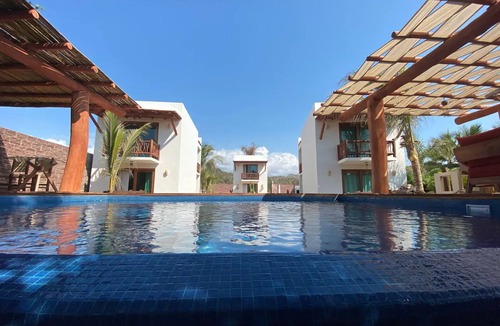 Zihuatanejo de Azueta Villa | Amazing private beachfront Village