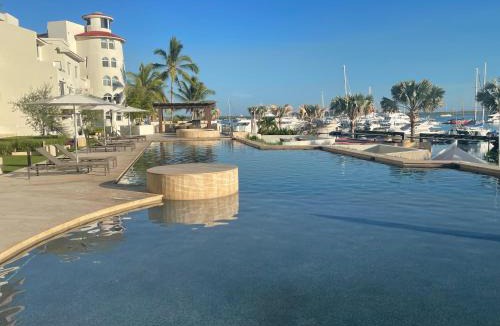 La Paz Apartment | Amazing Vista Coral Condo