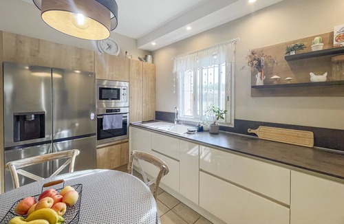 Rognonas Villa | Anouk - Walking distance from Rognonas