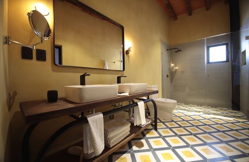 Zona Centro Hotel | Antigua Trece Hotel Fusión & Spa