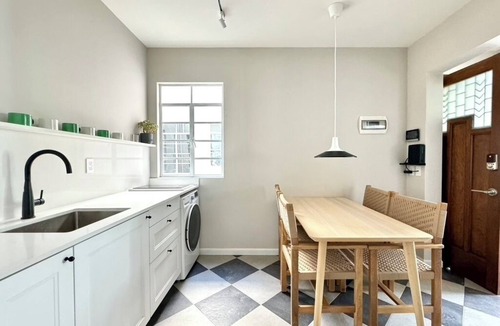 Colonia Roma Apartment | Anza by Oolena