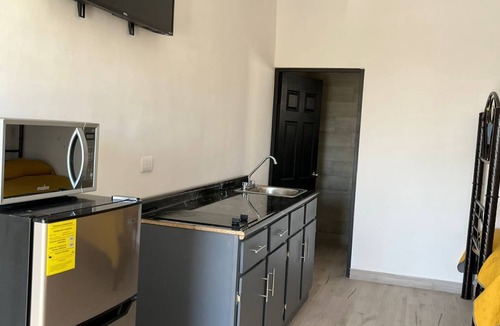 Bahia Kino Apartment | Apartment #11 for 6 people in Bahia de Kino new (half a block from the ocean)