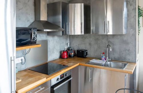 Centre Ancien Apartment | Apartment for 2, Place St. Sauveur