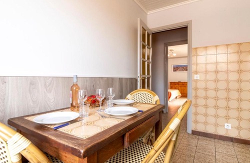 Saintes-Maries-de-la-Mer Apartment | Apartment Le Soleil Camarguais-4 by Interhome