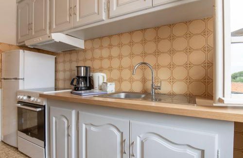 Saintes-Maries-de-la-Mer Apartment | Apartment Le Soleil Camarguais-4 by Interhome
