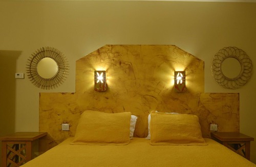 Porto Pollo House | Apartment In A Hotel 'Demeure Pianura 2 À 4 Pers' with Shared Pool and Private Terrace
