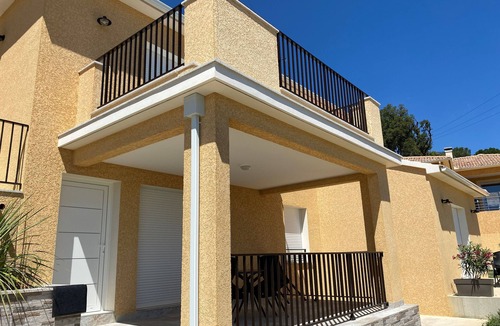 Bastia Apartment | Apartment N°3 T3: 1 double bed/2 single beds