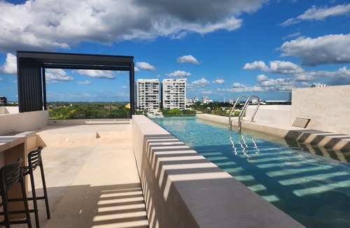 Merida Municipality Apartment | Apartment with infinity pool on rooftop | Privileged location | Luxury