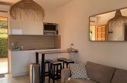 Monticello Apartment | Appart 4 pers, 2 Bedrooms, with terrace sea view, Clim, private parking
