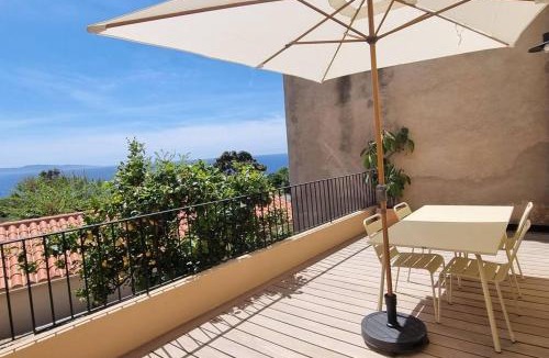 Cargese Apartment | Appartement avec terrasse au centre du village