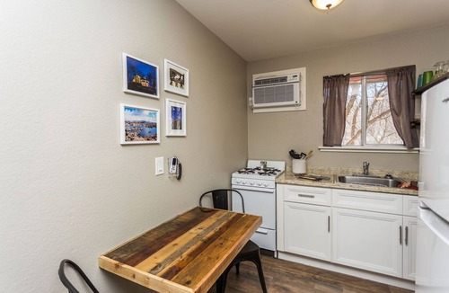 Prescott Cottage | Apple Creek Cottages