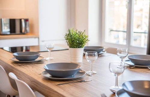 Saint-Jean Eudes Saint-Gilles Apartment | Appt 6p hyper center/view marina/upscale