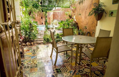 Barrio de Santiago Apartment | Aqua by Majikal B&B