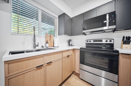 Camelback East Apartment | Arcadia Lite Unit 2 with King Bed + Patio
