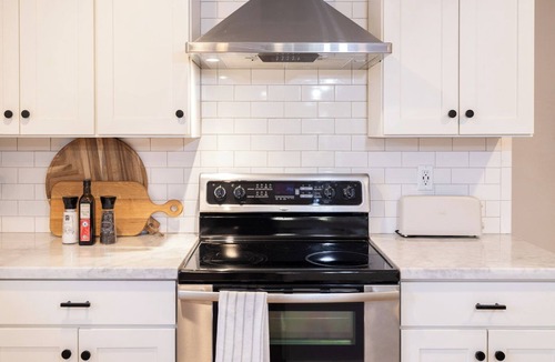 Arcadia Lite House | Arcadia Oasis | Heated Pool & Near Old Town
