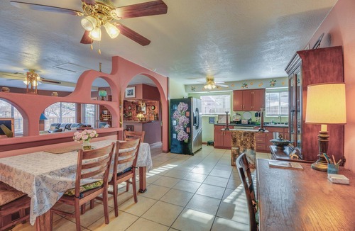 Cottonwood Cottage | Artfully Decorated Cottonwood Home: Pets Welcome!