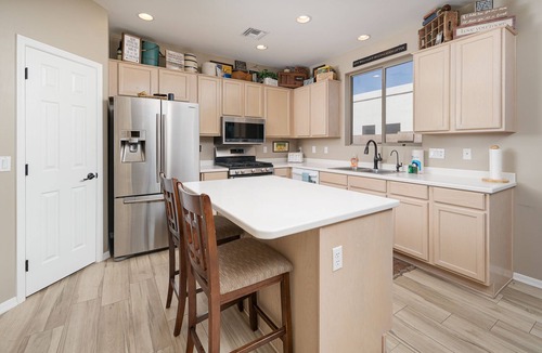 Arrowhead Ranch House | Available! Hot Tub, Gated Pool on the Golf Course