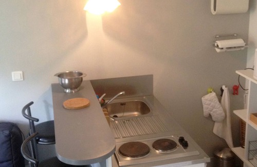 Avignon Cottage | Avignon, charming guest cottage in a town house with garden