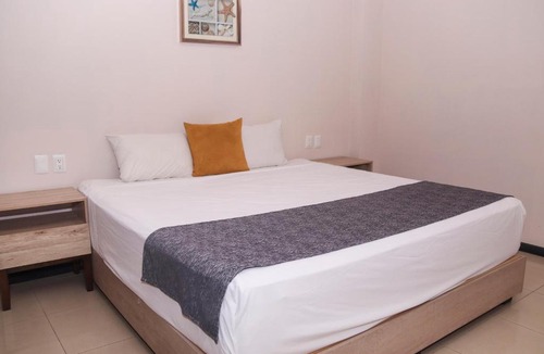 Marina Mazatlan Hotel | Bahia Marina Departamentos