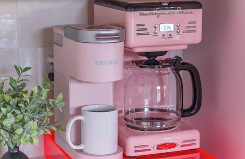 Flagstaff House | Barbie Dream House with Hot Tub & Fire Pit