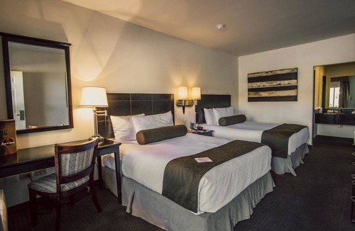 Piedras Negras Hotel | Barrokas Hotel & Suites