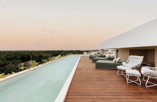 Playa Paraiso Apartment | Baya Samsara Jungle Paradise Beach Club Access