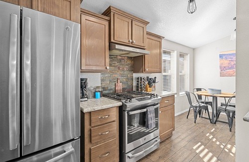 Parker Strip House | Bayview Beauty! Private River access and mountain views!