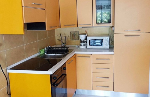 Bravone Apartment | Beach access main floor T3 apartment with amazing patio and plenty of space!