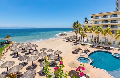 South Hotel Zone Resort | Beach front Puerto Vallarta