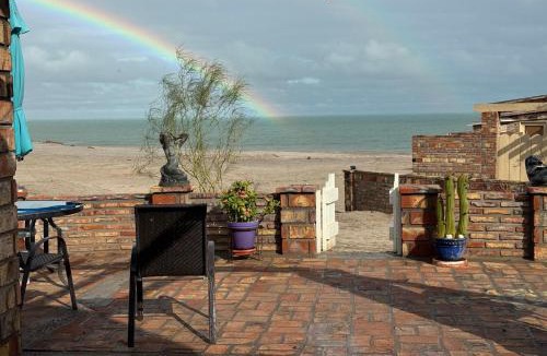 Campo San Martin House | Beachfront Baja Retreat - Casa de Playa Seis
