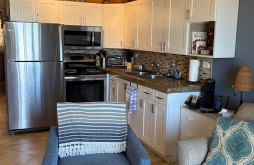 Zona Hotelera Condo | Beachfront Condo with Pool - 2 Beds/1 Bath-Viva 3
