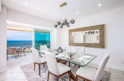 Marina Vallarta Apartment | Beachfront condo best location spectacular views