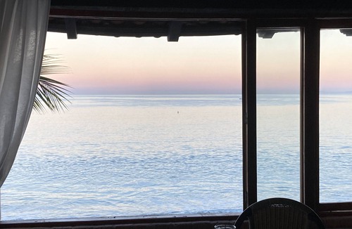 Colonia 5 de Diciembre Condo | Beachfront Condo with Colonial Charm