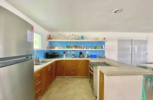 Chuburna Puerto House | Beachfront + Pool + Battery 4BR/4BA