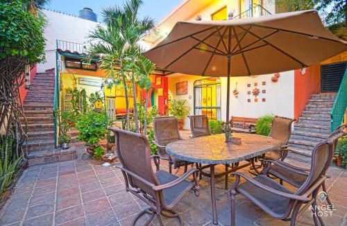 La Paz Hotel | Beachside Bliss Suite 1 Block from Malecon