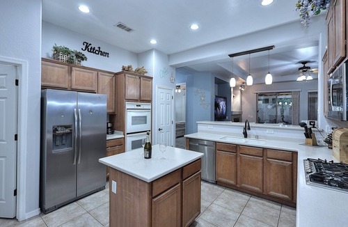 Tramonto House | Beautiful 3-bed, 2-bath home featuring a private pool and an excellent location.