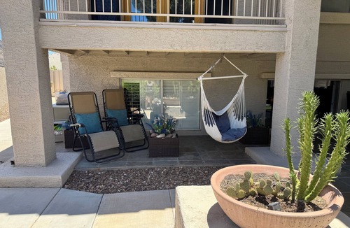 Arrowhead Lakes House | Beautiful Arrowhead Lakes Spacious 4-bed in charming Glendale with WiFi, AC