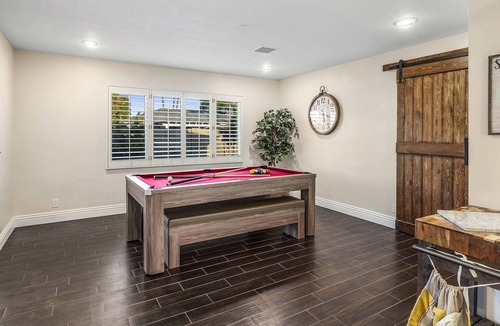 Village Grove House | BEAUTIFUL PRIVATE POOL/HOME/BACKYARD NEAR OLD TOWN