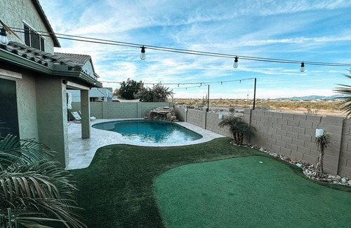 Crossriver House | Beautiful Remodeled Home with Heated Pool