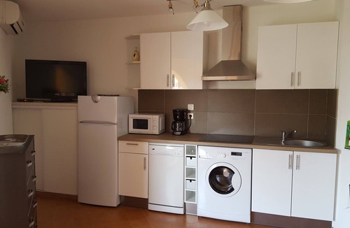 Algajola Apartment | Beautiful Studio 2 persons, in front of the Beach, Algajola, Corsica, Seaside, Parking