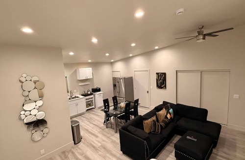 Winchester Apartment | Beautiful Studio in Las Vegas Near Las Vegas Strip & Airport