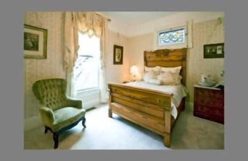 Jerome House | Beautifully Restored Victorian