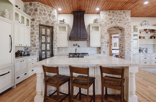 Cottonwood-Verde Village House | Bella Pavona Luxury Poolside Country Estate