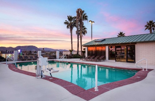 Kingman Hotel | Best Western Plus King's Inn and Suites