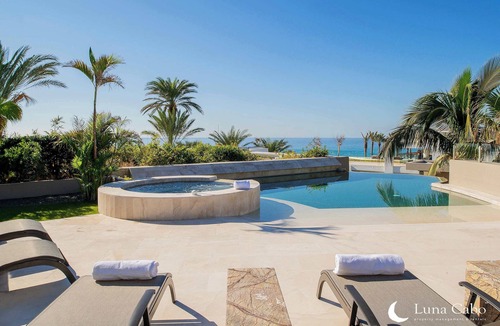 El Bledito Villa | Blue Sea Villa · Heated Pool, Hot Tub & Beach
