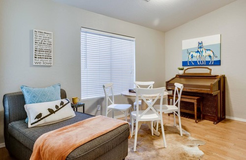 Ashton Ranch House | Blue skies, Lush Oasis, no overlooking neighbours