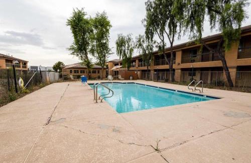 Tolleson Apartment | Brand New Studio Outdoor pool Digital Nomads
