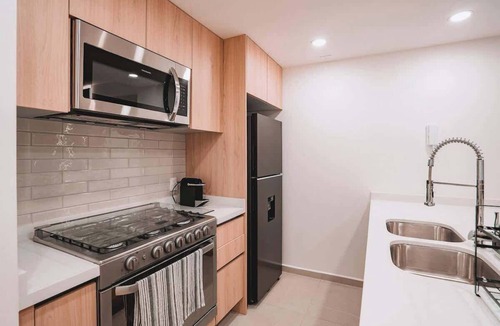 Hipodromo Apartment | Bright 3BR w/Pool, Gym & Cowork in Condesa