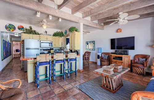 Las Conchas House | Buenos Tiempos – Beachfront, Sleeps 6, Rocky Point