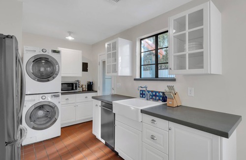 Armory Park House | Bungalow + Casita With Private Patios Near Downtown/U of A